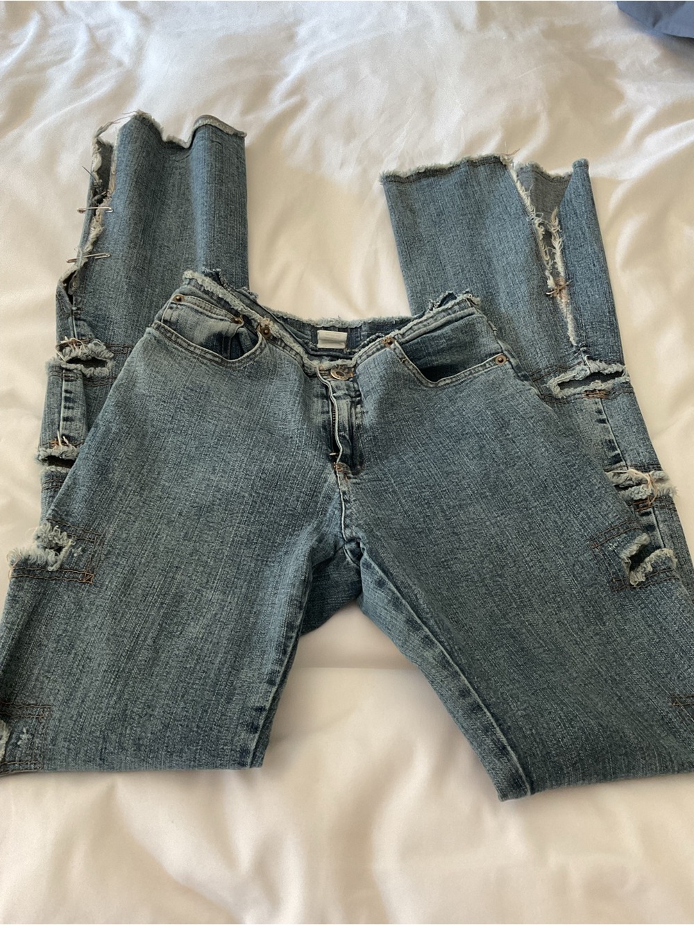 Vintage 2000s BOE Jeans Distressed Ripped Frayed Light Wash Denim